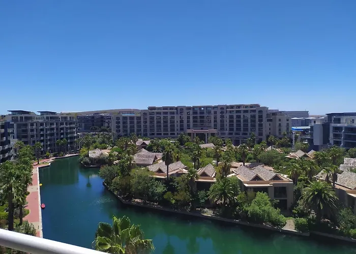 One Bedroom Apartment - Fully Equipped Waterfront Based, Va Marina Residential
