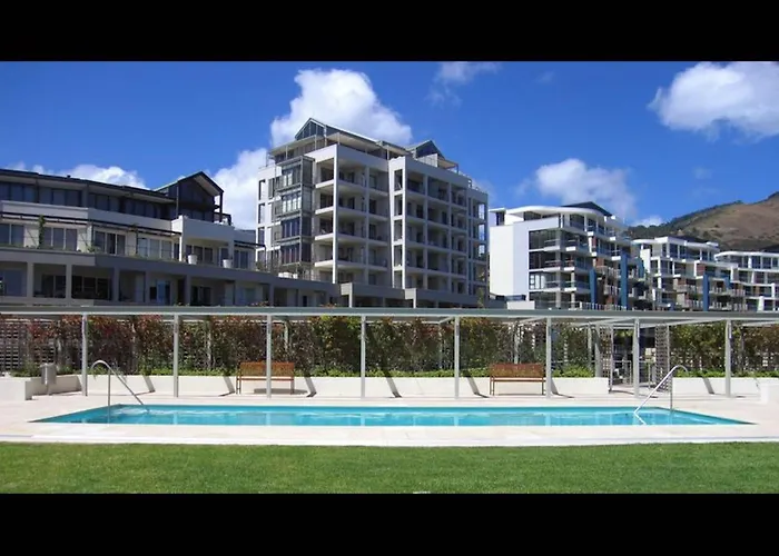 One Bedroom Apartment - Fully Equipped Waterfront Based, Va Marina Residential